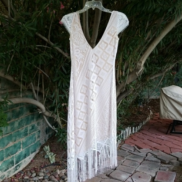 Moda International Dresses & Skirts - Summer bono fringe lace dress